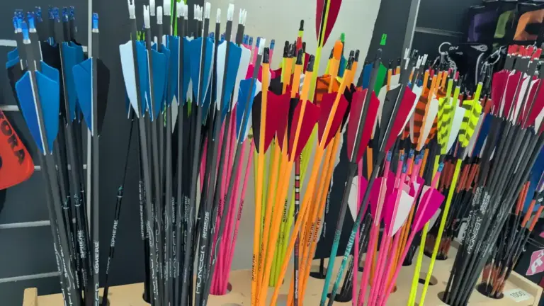 Sicherheitsregeln beim Bogenschießen: Was Einsteiger und Fortgeschrittene unbedingt wissen müssen